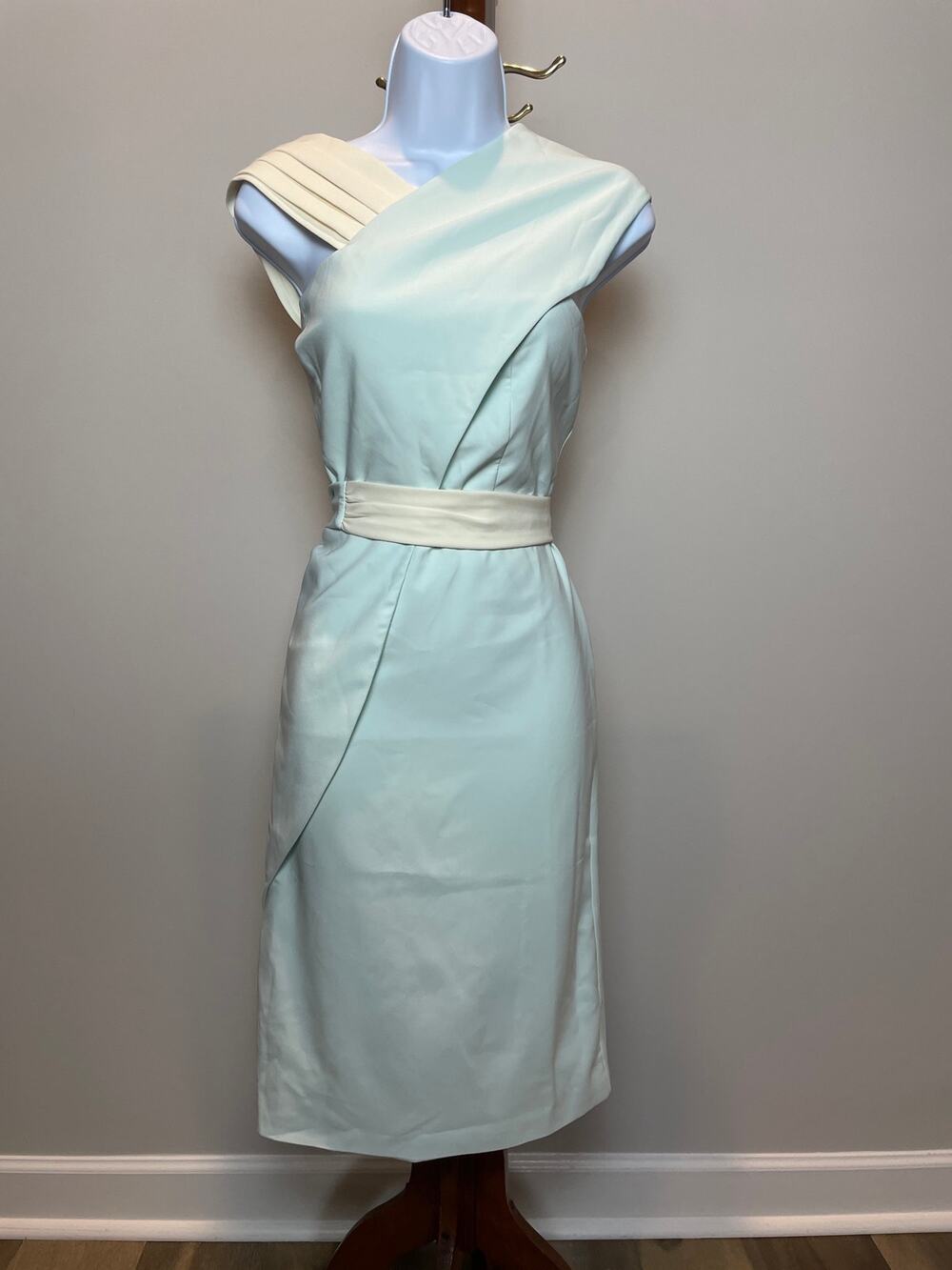 StyleWe Mint Green Cream Accent V‑Neck Sheath Dress NWT Size L